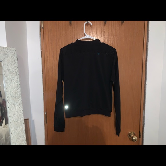 Lululemon jacket - Picture 5 of 7
